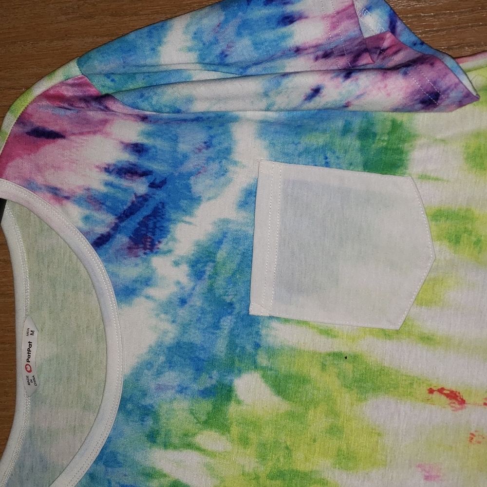 Tye dye shirt - Picture 2 of 2